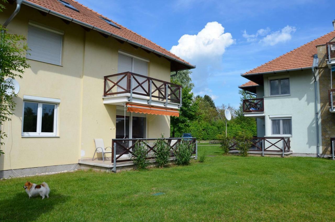 Vadszilva Apartman 벌러토뇌쇠드 외부 사진